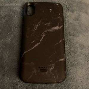 iPhone X black marble battery case